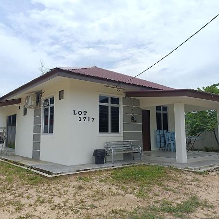 Fadli Homestay Kota Bharu Exterior foto